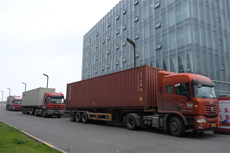 تم شحن آلات تصنيع الطوب من شركة QGM إلى الشرق الأوسط، مما يساعد البناء الإقليمي على تحقيق قفزة جديدة إلى الأمام